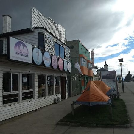 Carfran Patagonia Hostel Пуэрто-Наталес Экстерьер фото