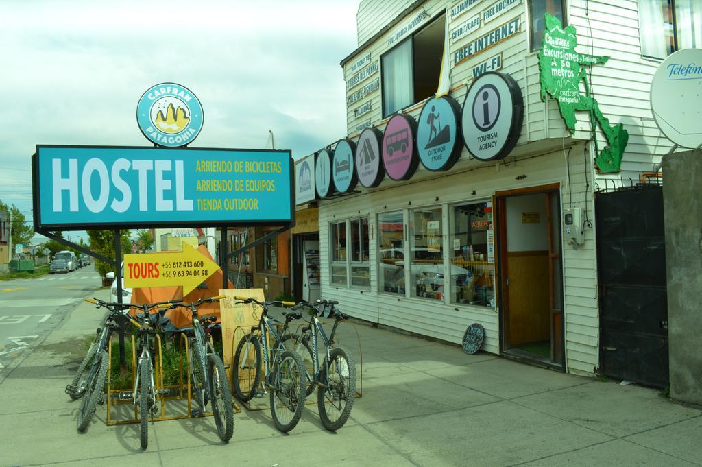 Carfran Patagonia Hostel Пуэрто-Наталес Экстерьер фото